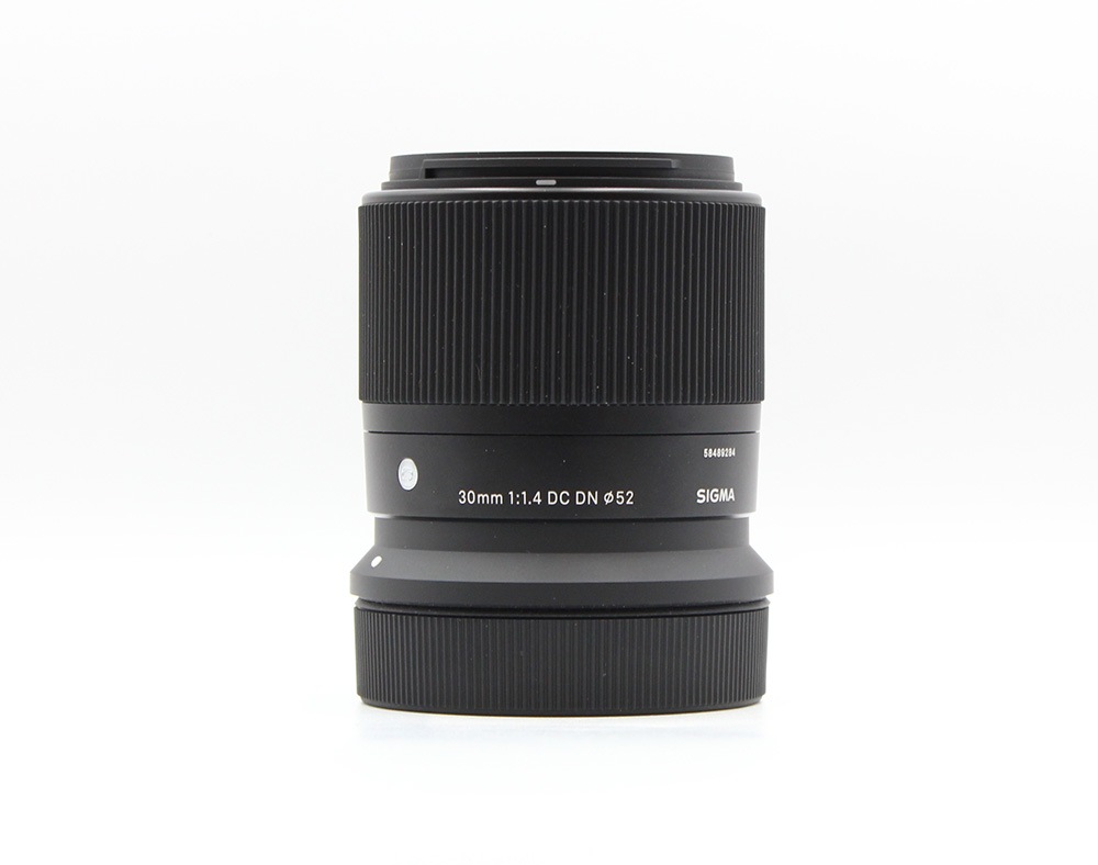 Sigma] [Canon RF Mount] Contemporary 30mm F1.4 DC DN Lens | Japan