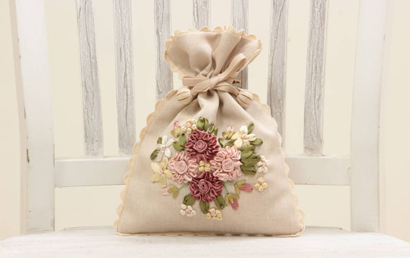 Ribbon Embroidered Drawstring Pouch 17×22cm [Rose Ruban] | Japan Finds