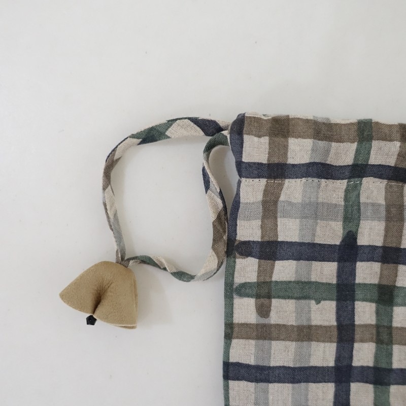 Mina Perhonen] [Toraya] minamo Drawstring Pouch Bag | Japan Finds